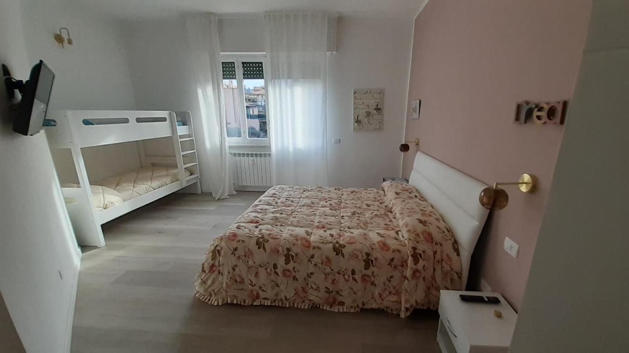 Hotel Casa Di Kiki à Finale Ligure Chambre photo